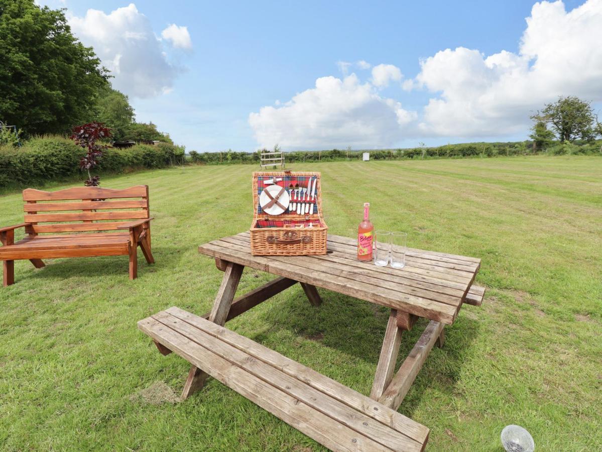 Honeybee Lodge Woodhall Spa Kültér fotó